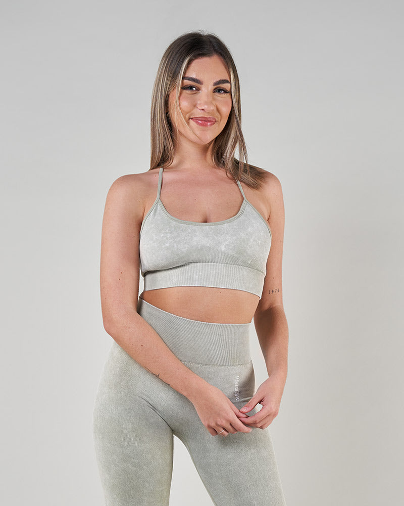 Brassière de sport LUNA Reaverfit en vert, avec support modéré et tissu doublé