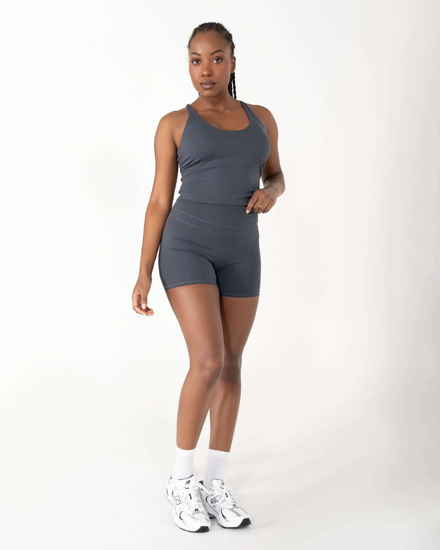 Short AMY bleu-gris Reaverfit pour femme idéal pour le Pilates