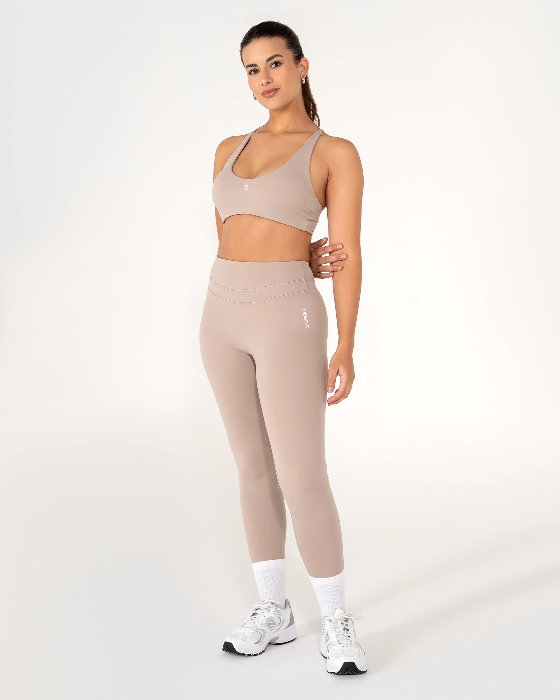 Legging AMY camel Reaverfit pour femme parfait pour le cardio