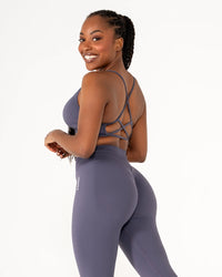 Bralette con espalda cruzada azul marino CORE