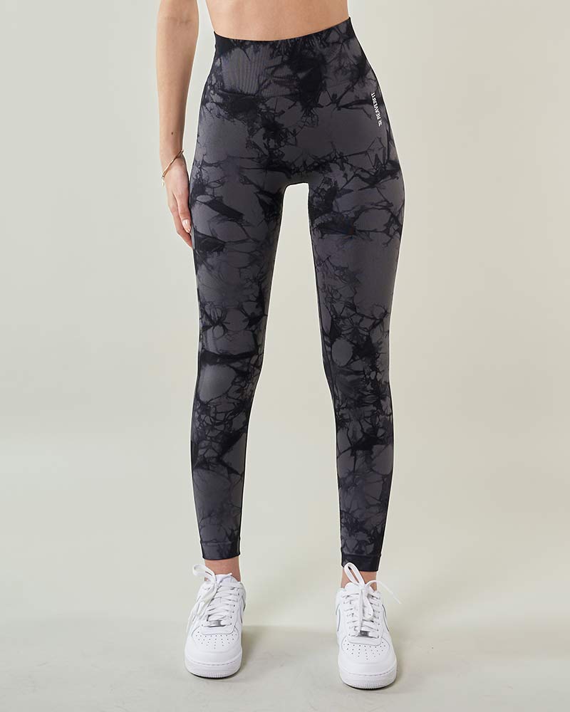 Legging de sport couture scrunch tye and dye pour sublimer la silhouette, élégant, sexy et confortable reaverfit activewear