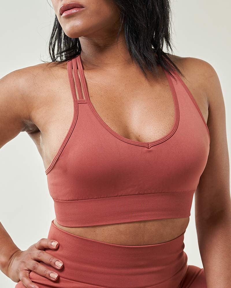 Tenue de sport femme, Brassière de sport Joy Ambre, pour un look athlétique et chic, parfaite pour une séance de fitness ou de yoga