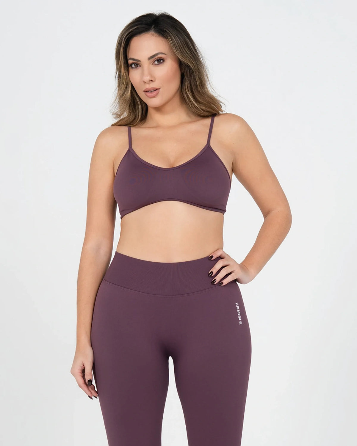 Brassière de sport ICÔNE violet Reaverfit pour femme, vue de face.