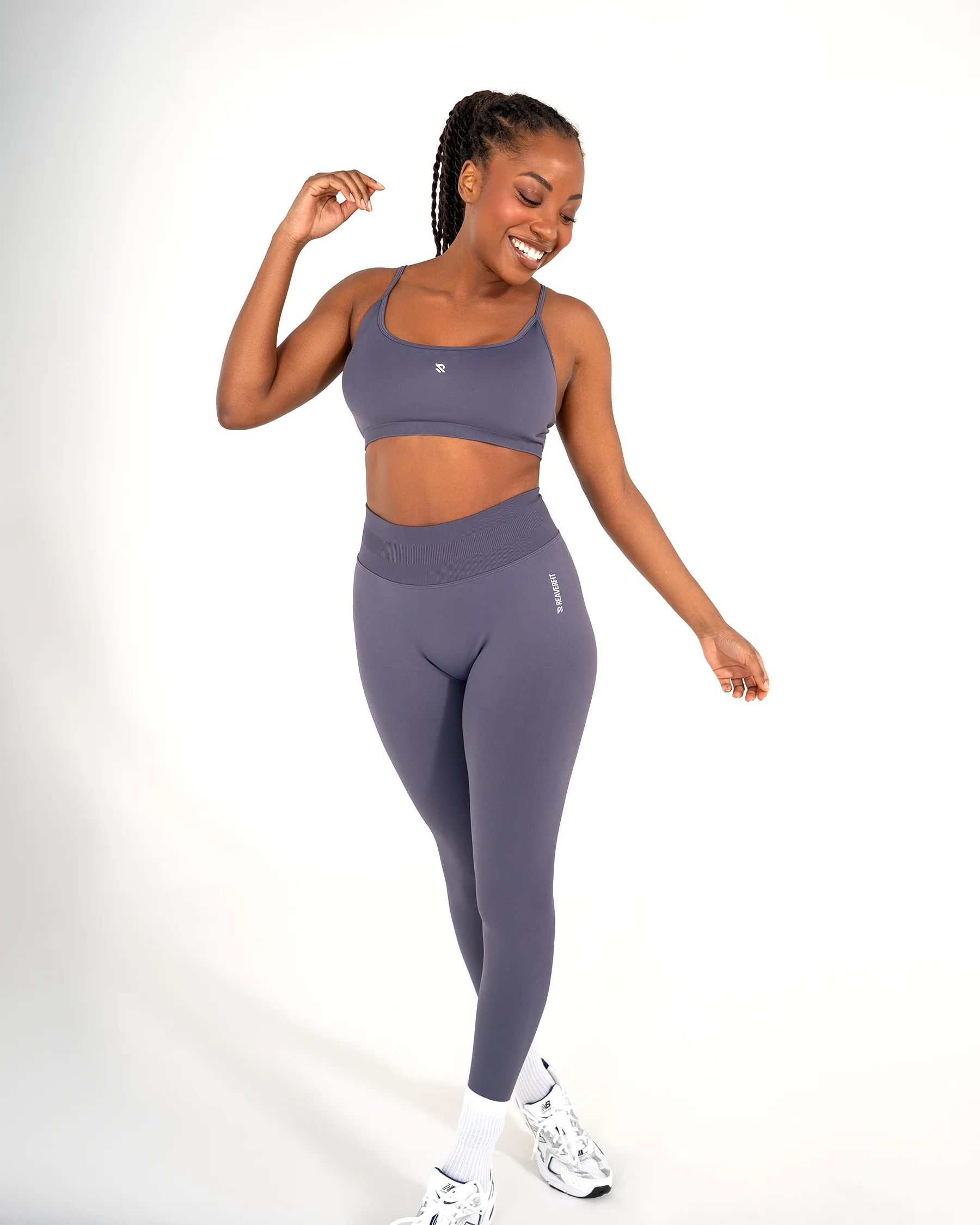 Legging CORE bleu navy Reaverfit pour femme avec effet push-up idéal pour le cardio