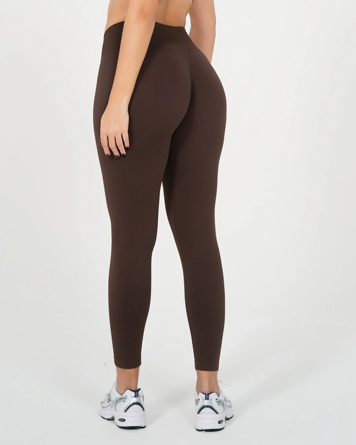 Legging ICÔNE marron Reaverfit pour femme, vue de dos.
