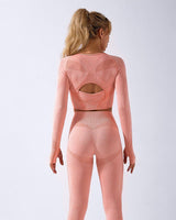 Crop Top manches longues dos nu ouverture au dos insert en meshs pres du coprs matiere respirante et anti trace de transpiration reaverfit