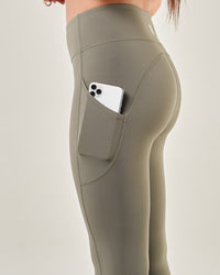Leggings kaki con bolsillos MIA